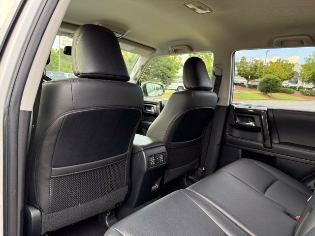 Used 2024 Toyota 4Runner TRD Off-Road Premium AWD/4WD image 28