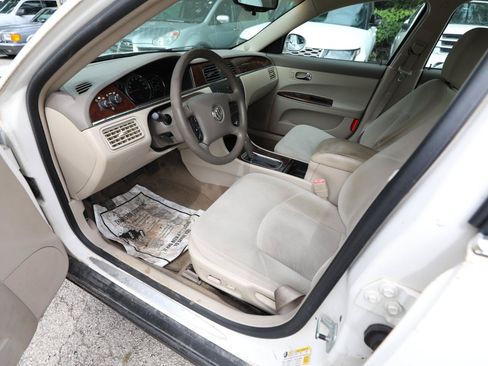 Used 2007 Buick LaCrosse CX w/ Chrome Enhancement Package FWD image 15