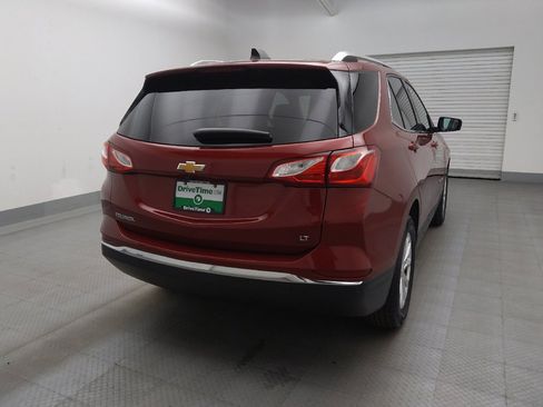 Used 2018 Chevrolet Equinox LT w/ Sun & Infotainment Package FWD image 7