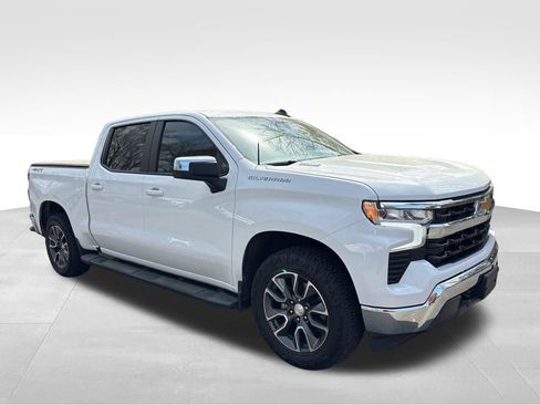Used 2022 Chevrolet Silverado 1500 LT w/ All Star Edition Plus image 8