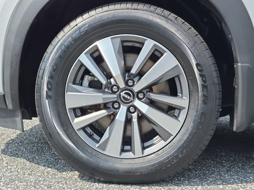 Used 2024 Nissan Pathfinder SL AWD/4WD image 6
