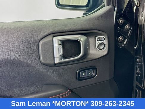 Used 2024 Jeep Wrangler Rubicon image 16