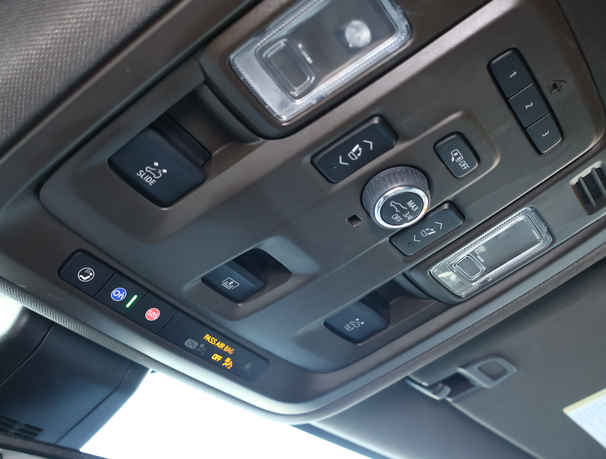 Used 2022 GMC Yukon SLT w/ SLT Premium Package AWD/4WD image 23