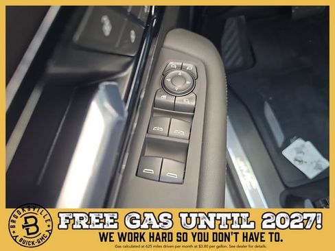 New 2026 GMC Yukon XL Elevation w/ Elevation Premium Package AWD/4WD image 18
