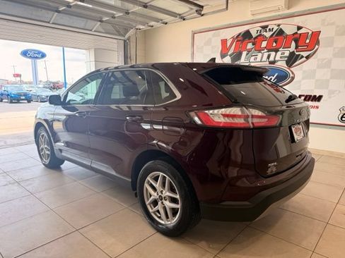 Used 2024 Ford Edge SEL AWD/4WD image 9
