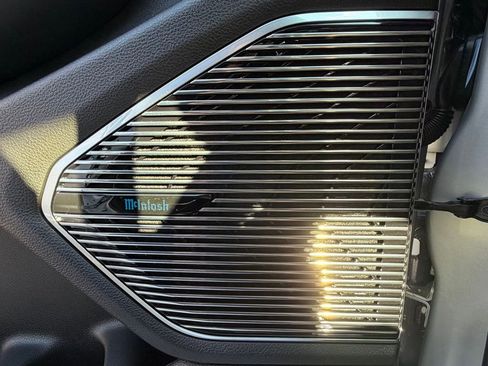 New 2025 Jeep Grand Cherokee L Summit w/ Advanced Protech Group IV image 25