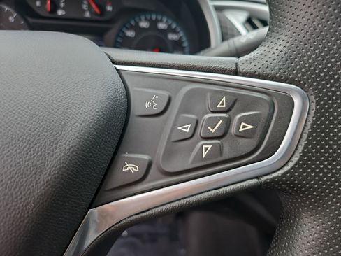 Used 2023 Chevrolet Malibu LS FWD image 23