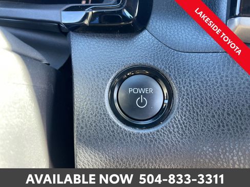 Certified 2025 Toyota Camry SE image 37