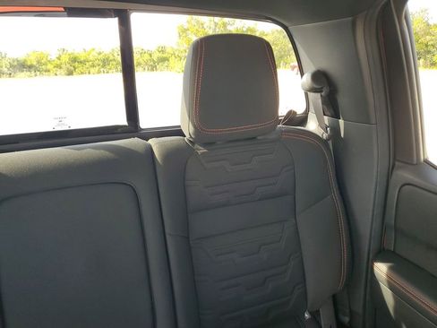 Used 2025 Nissan Frontier Pro-X w/ Pro Convenience Package image 14