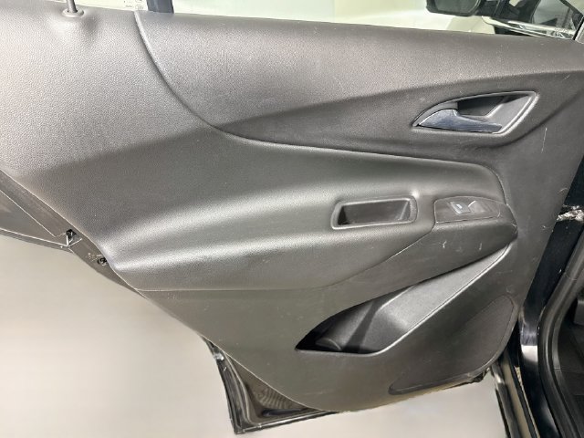 Used 2020 Chevrolet Equinox LT FWD image 25