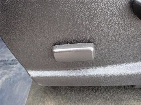 Used 2018 Chevrolet Colorado W/T w/ WT Convenience Package image 10