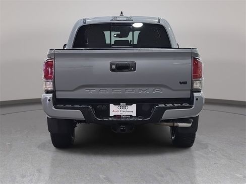 Used 2021 Toyota Tacoma TRD Sport image 7