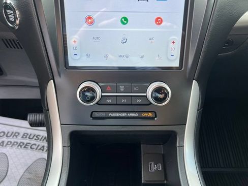 Certified 2024 Ford Edge SEL w/ Convenience Package AWD/4WD image 29