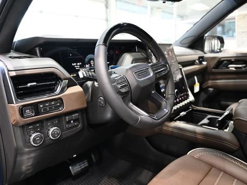 New 2026 GMC Yukon XL Denali Ultimate AWD/4WD image 25