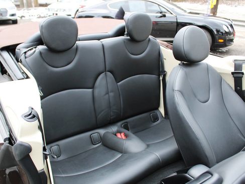 Used 2012 MINI Cooper Convertible image 35