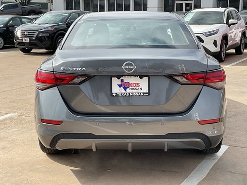 Used 2025 Nissan Sentra S image 6