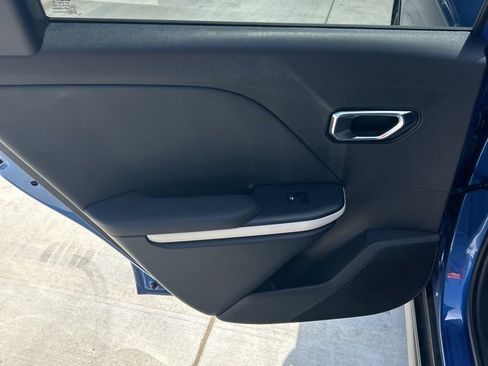 Used 2025 Kia K4 GT-Line w/ GT-Line Premium Package image 11