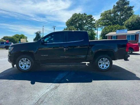 Used 2017 Chevrolet Colorado LT w/ LT Convenience Package RWD image 3