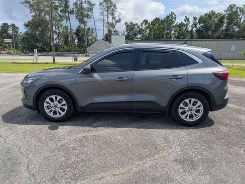 Used 2023 Ford Escape Active w/ Tech Pack #1 FWD image 8