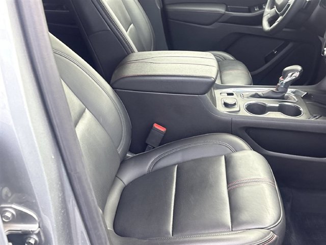 Certified 2023 Chevrolet Traverse RS w/ LPO, Floor Liner Package AWD/4WD image 27