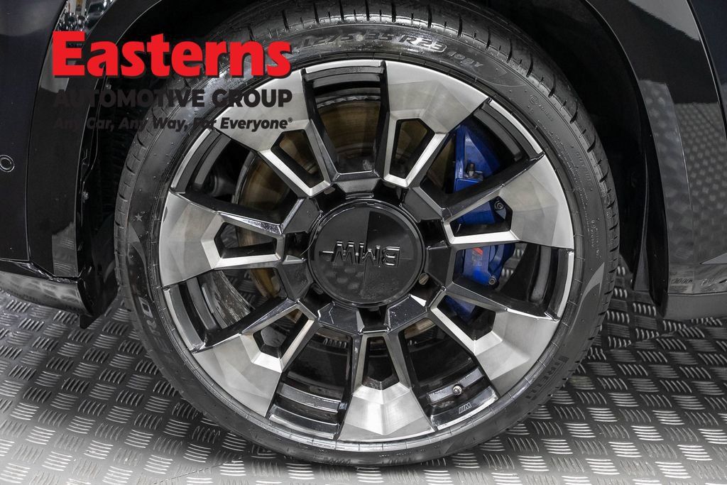 Used 2023 BMW XM w/ M Driver's Package AWD/4WD image 33