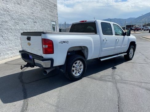 Used 2013 Chevrolet Silverado 2500 LTZ w/ LTZ Plus Package image 9