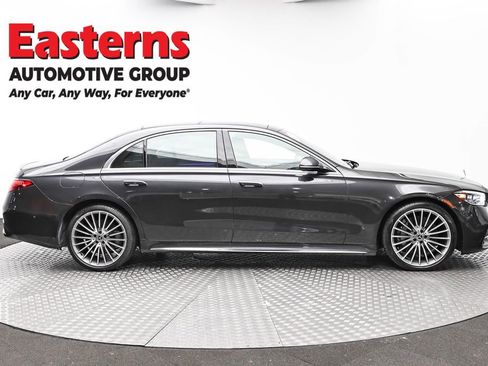 Used 2023 Mercedes-Benz S 500 4MATIC image 4