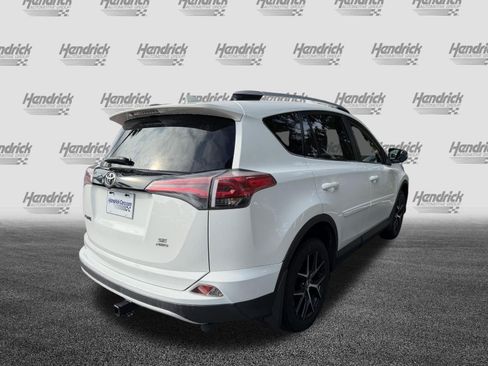 Used 2016 Toyota RAV4 SE AWD/4WD image 9