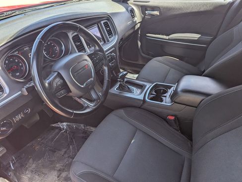 Used 2022 Dodge Charger SXT RWD image 16