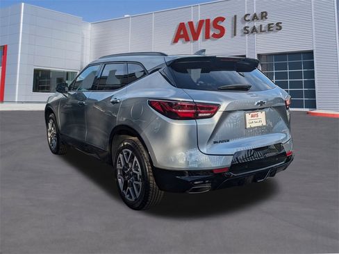 Used 2025 Chevrolet Blazer RS image 9