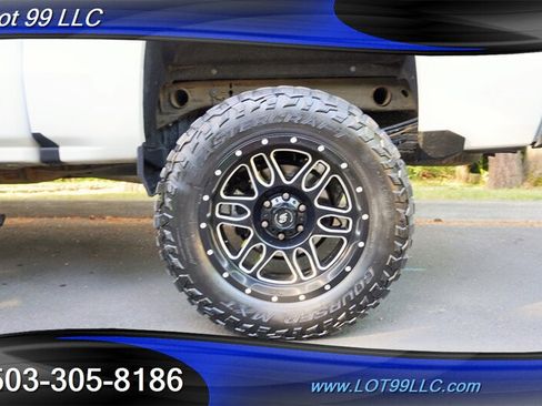 Used 2018 Chevrolet Silverado 1500 LT w/ All Star Edition AWD/4WD image 40
