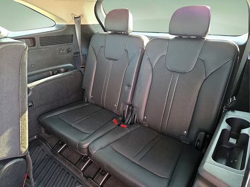 Used 2025 Kia Sorento S FWD image 14