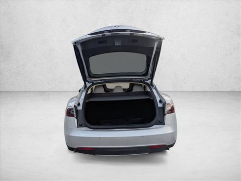 Used 2015 Tesla Model S 85D image 6