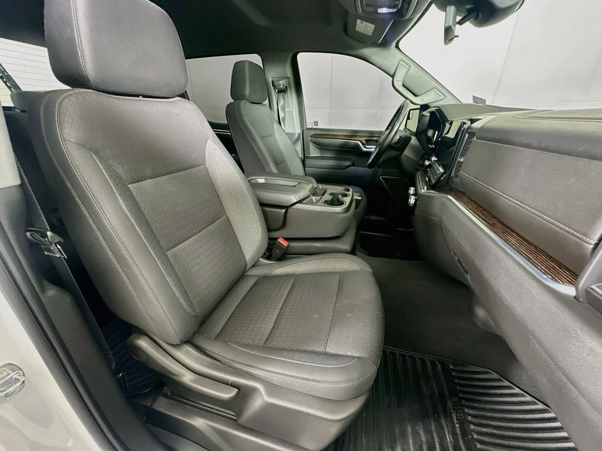 Used 2022 GMC Sierra 1500 SLE AWD/4WD image 29
