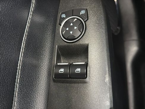 Used 2017 Ford Mustang Premium image 23