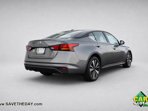 Used 2021 Nissan Altima 2.5 SV FWD image 8