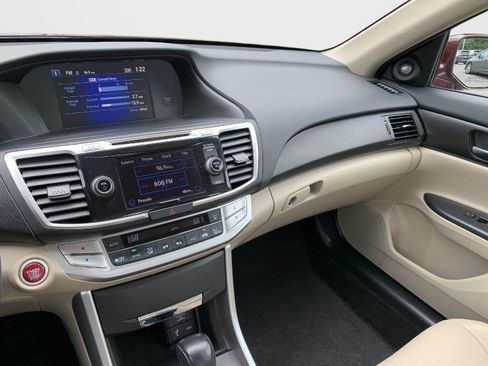 Used 2015 Honda Accord EX-L image 16
