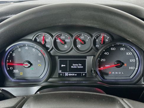 Used 2019 Chevrolet Silverado 1500 Custom Trail Boss w/ Custom Convenience Package AWD/4WD image 12