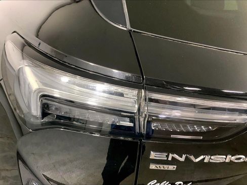 Used 2023 Buick Envision Avenir image 27