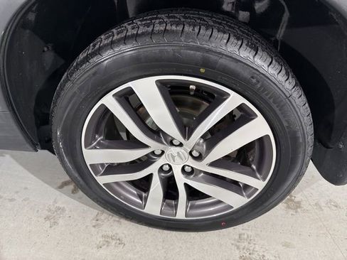 Used 2018 Honda Pilot Touring image 9