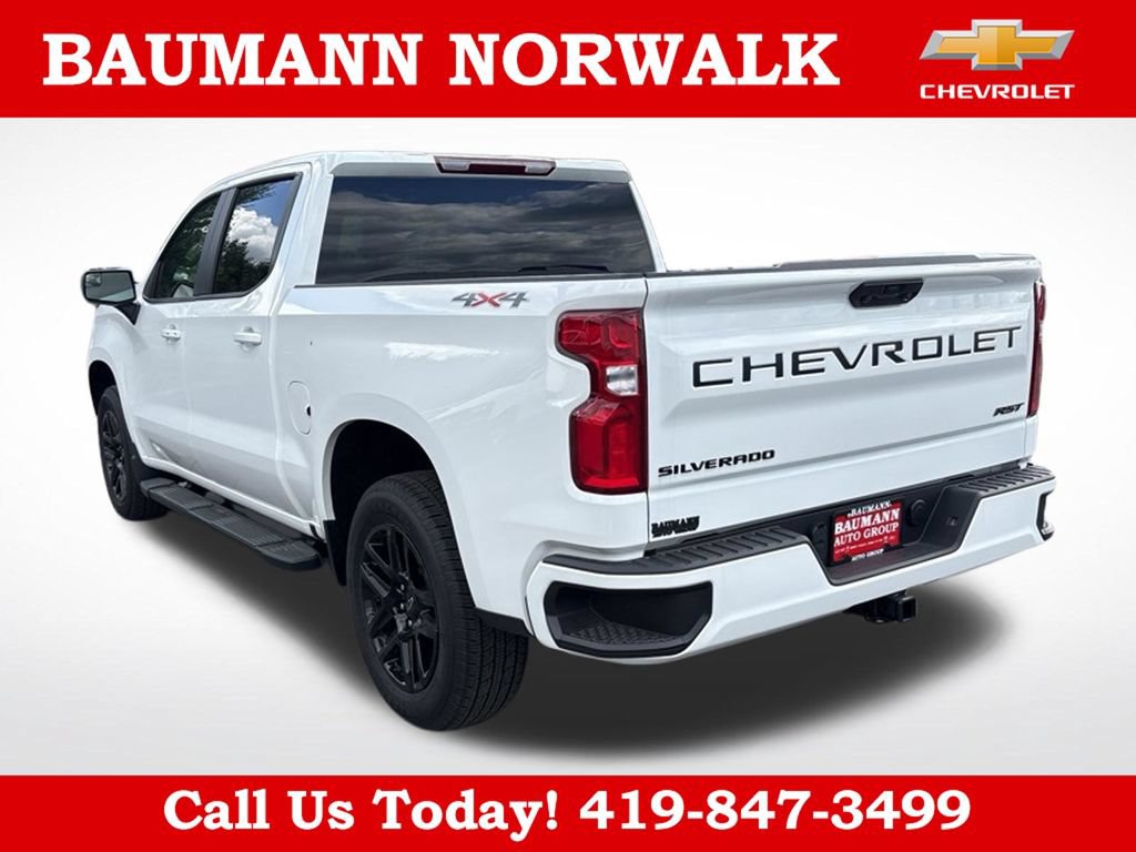 Used 2026 Chevrolet Silverado 1500 RST w/ LPO, Dark Essentials Package AWD/4WD image 8