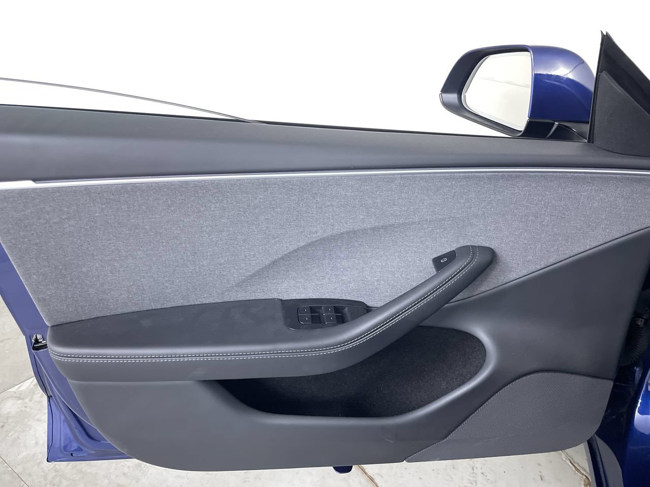 Used 2025 Tesla Model 3 Long Range RWD image 11
