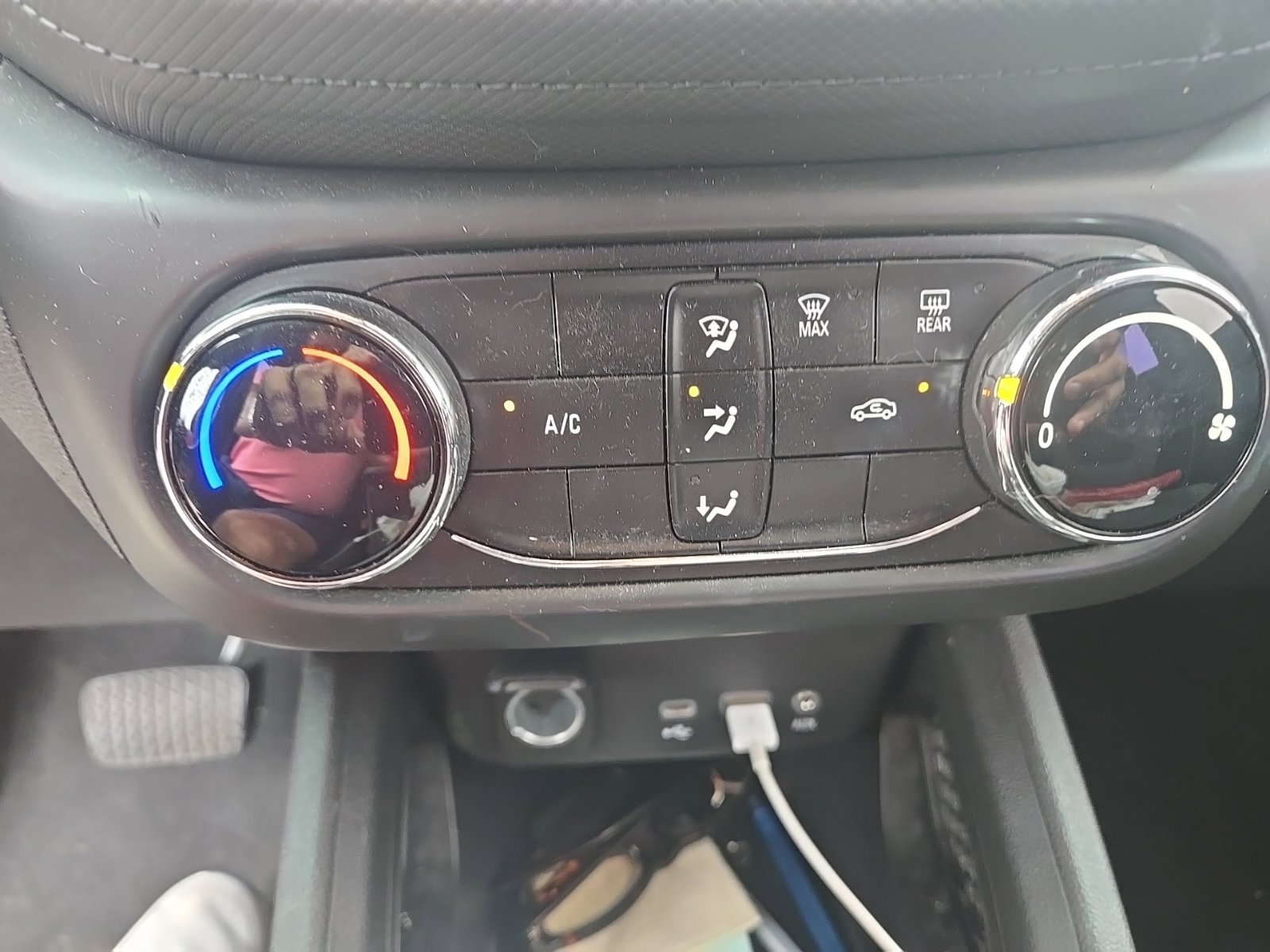 Used 2021 Chevrolet TrailBlazer LS FWD image 13