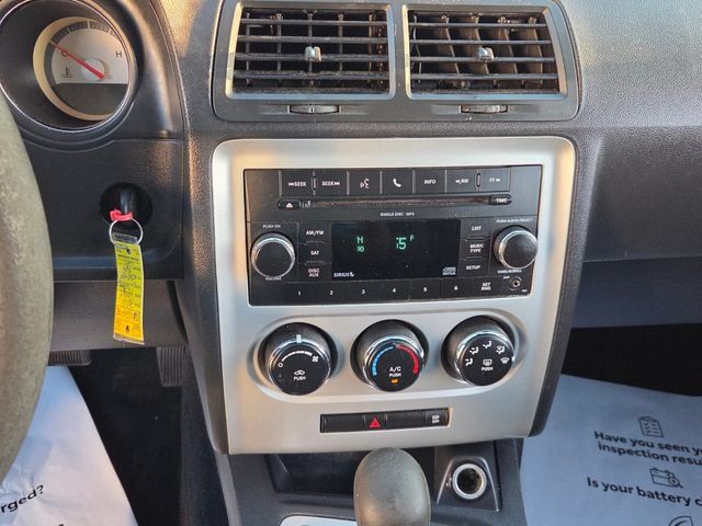 Used 2010 Dodge Challenger SE RWD image 20