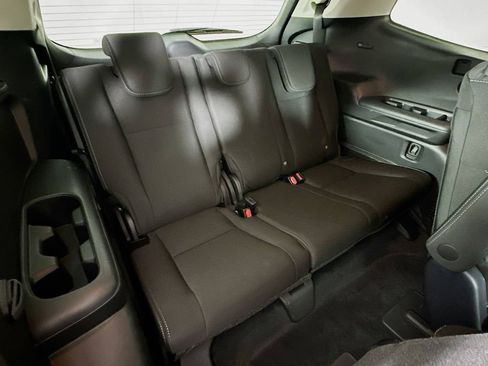 Certified 2024 Subaru Ascent Premium w/ Convenience Package image 34