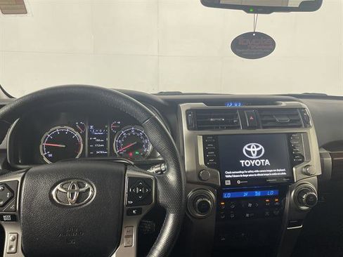 Certified 2024 Toyota 4Runner Limited AWD/4WD image 16