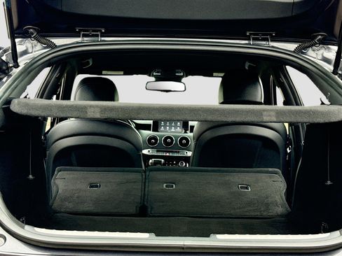 Used 2021 Kia Stinger GT-Line image 7