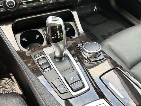 Used 2015 BMW 528i xDrive Sedan AWD/4WD image 10