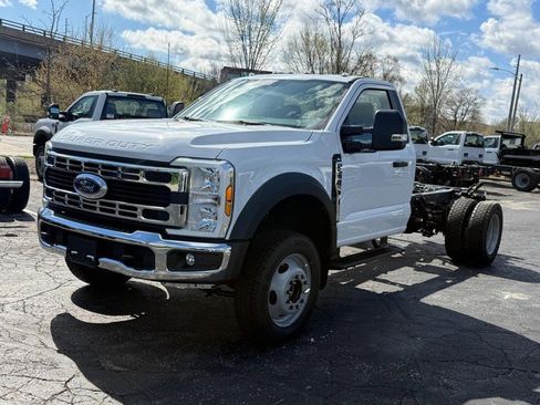 New 2026 Ford F550 4x4 Regular Cab Super Duty image 7