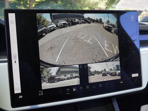 Used 2022 Tesla Model X Plaid AWD/4WD image 42